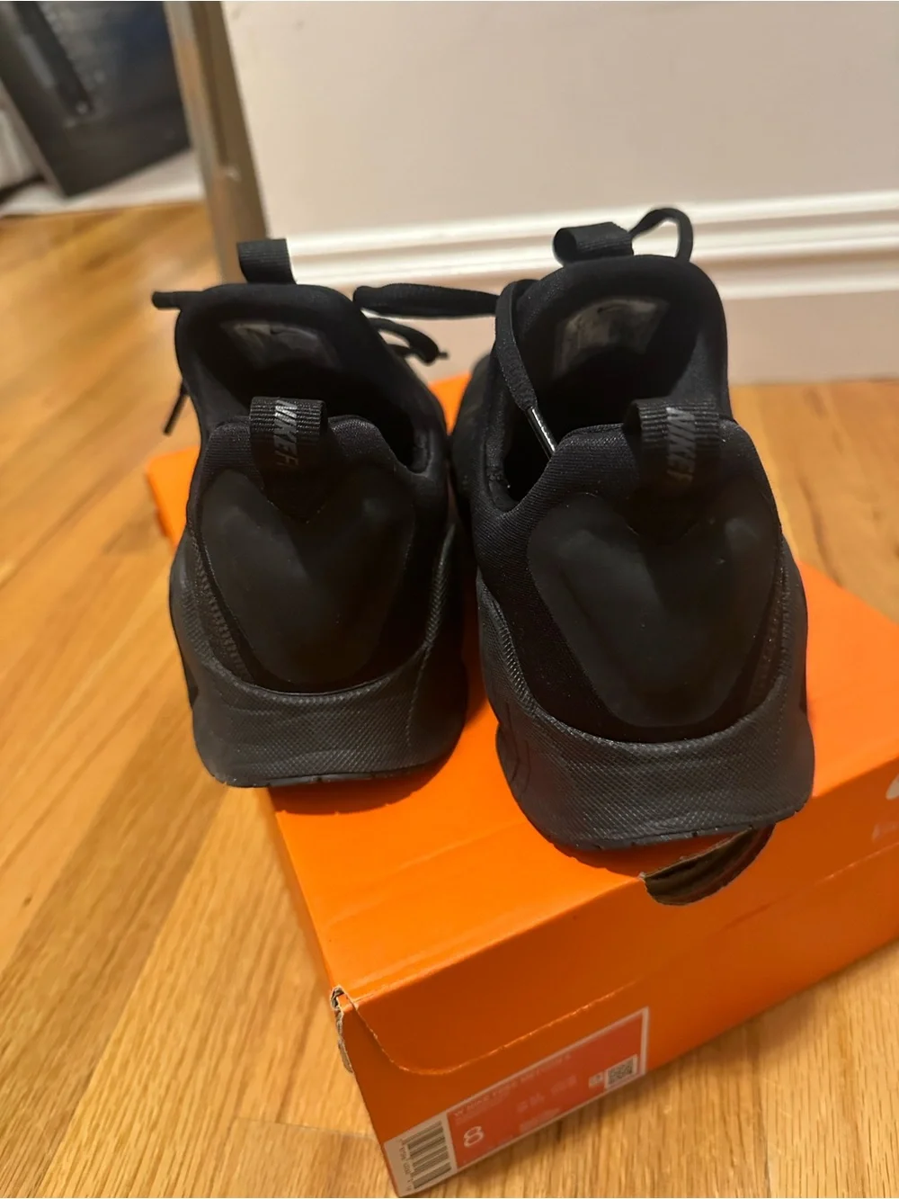Nike free Metcon 6 women’s Black Athletic Sneakers